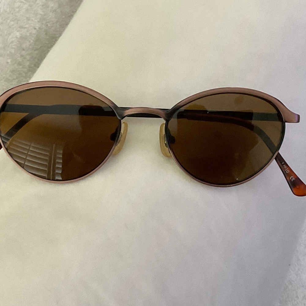 LIZ CLAIBORNE sunglasses rose gold metal and Tortoise shell small
